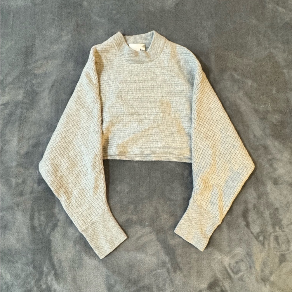 Wilfred Gray Ribbed Cropped Sweater

#1267